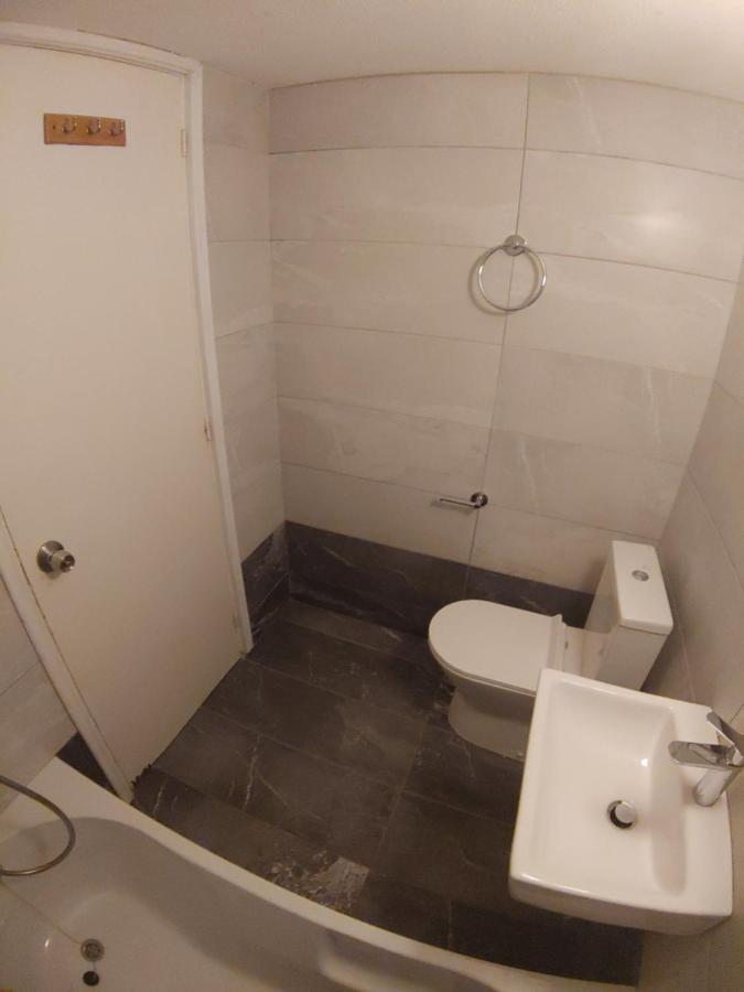 Luxury Apartment In Light House Beach Paphos Luaran gambar