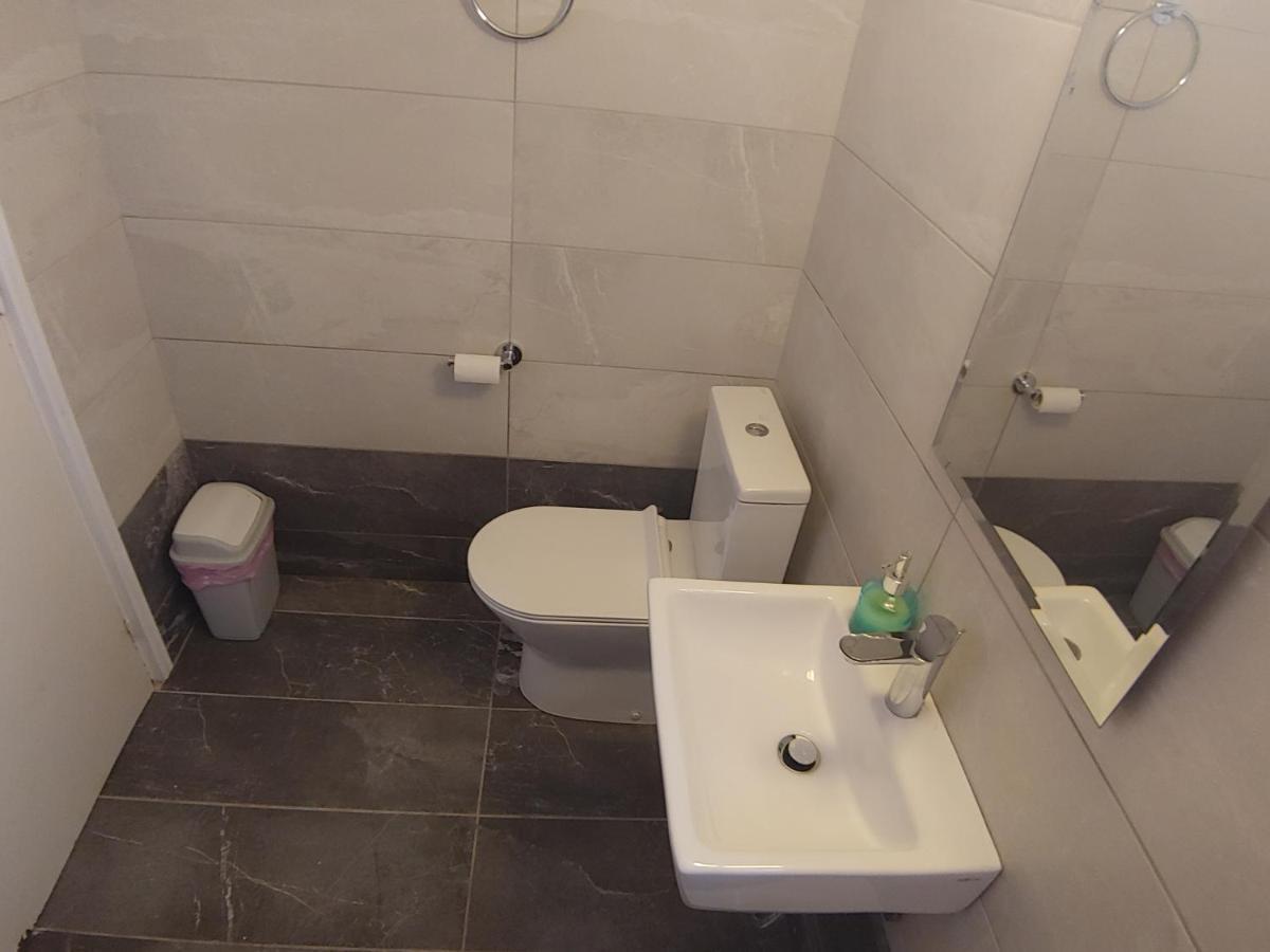 Luxury Apartment In Light House Beach Paphos Luaran gambar