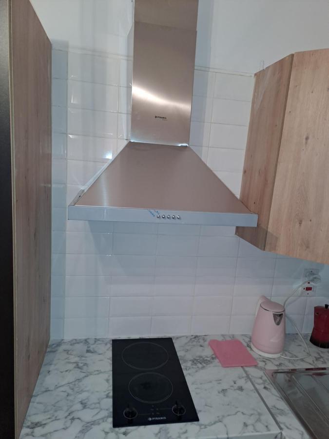 Luxury Apartment In Light House Beach Paphos Luaran gambar