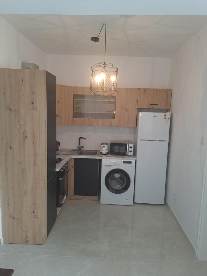 Luxury Apartment In Light House Beach Paphos Luaran gambar