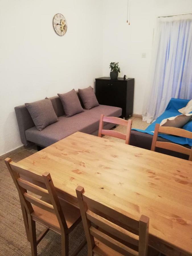 Luxury Apartment In Light House Beach Paphos Luaran gambar